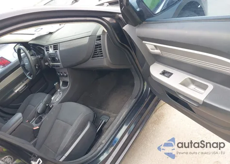 2010 Chrysler Sebring Touring from USA, damaged, VIN 1C3CC4FB2AN162709